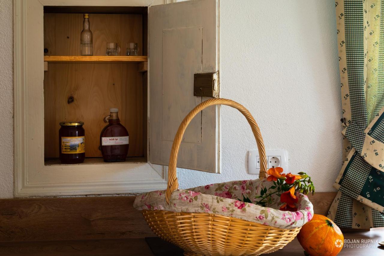 Cherry House - Cosy House - Ideal For Bear Watching, In The Neighborhood Of The Medieval Sneznik Castle Stari Trg pri Lozu 외부 사진